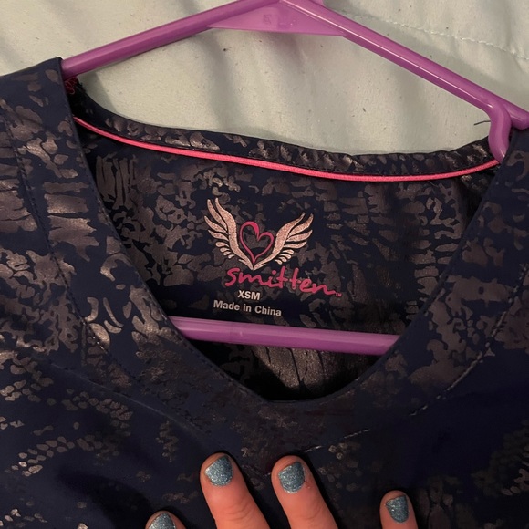 Smitten scrubs - Picture 2 of 12